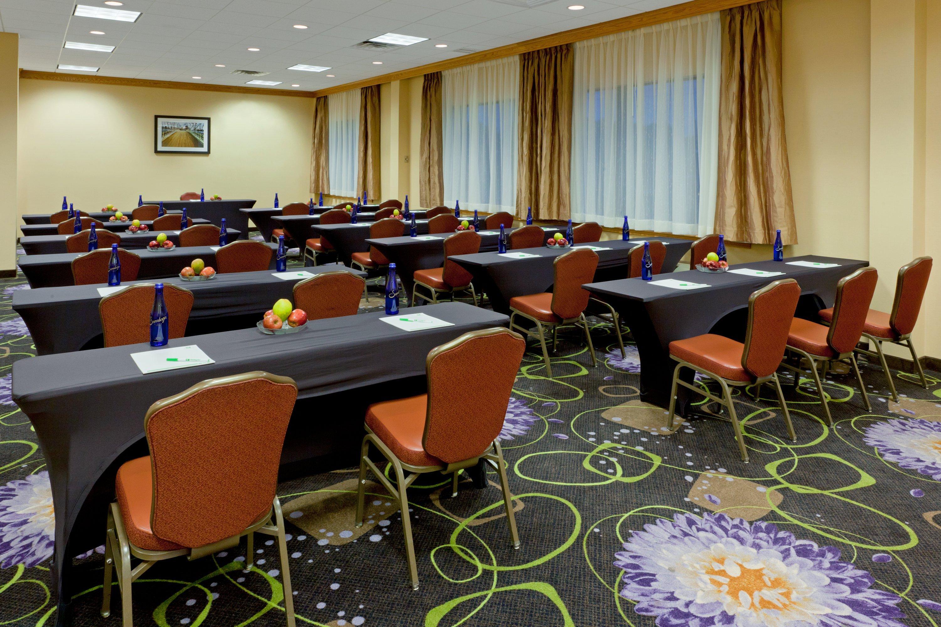 Holiday Inn Clark - Newark By Ihg Esterno foto
