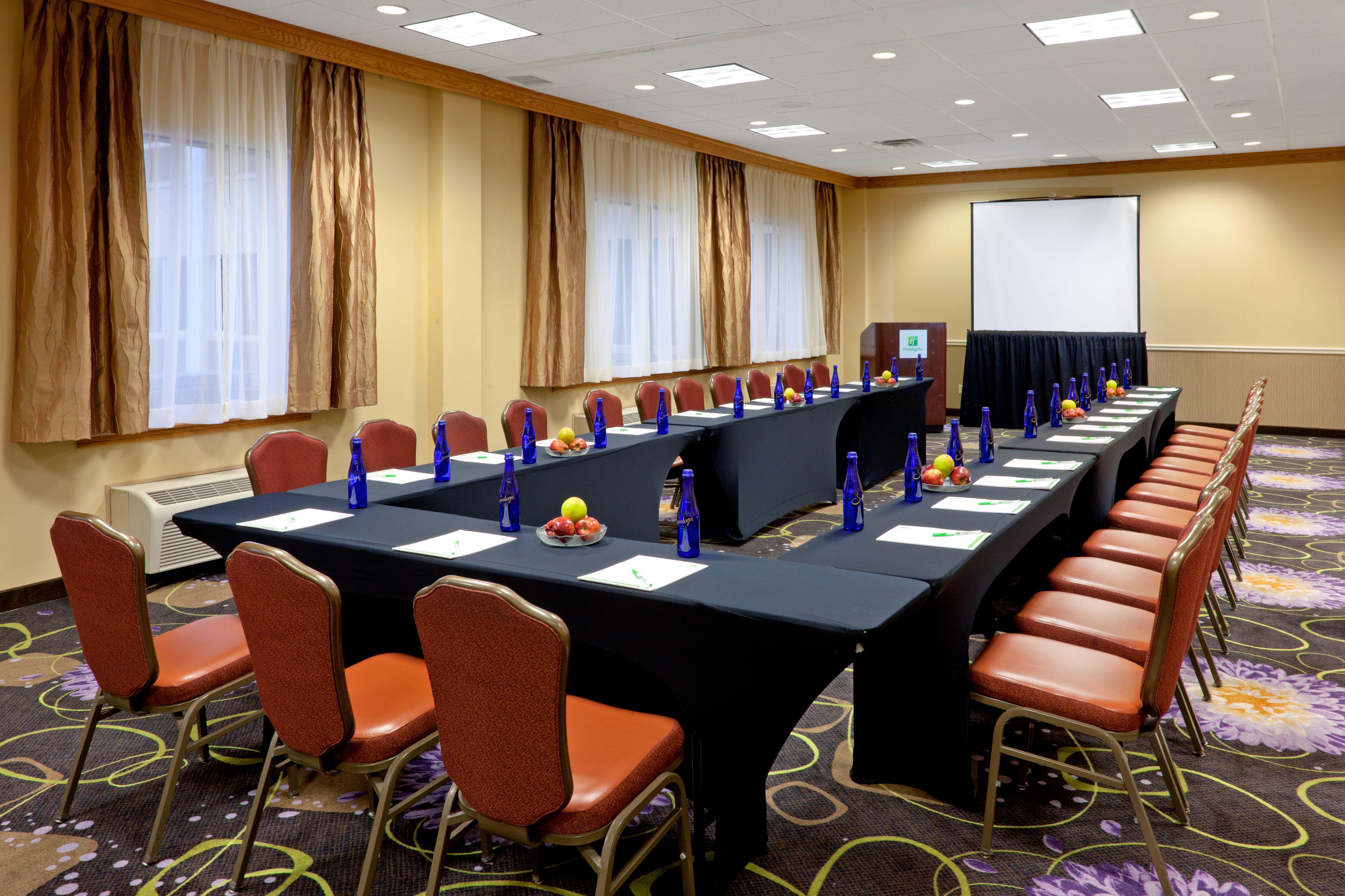Holiday Inn Clark - Newark By Ihg Esterno foto