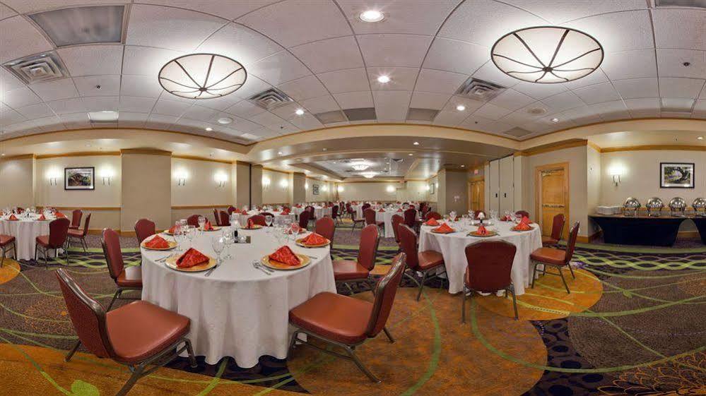 Holiday Inn Clark - Newark By Ihg Esterno foto